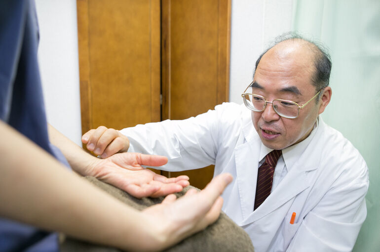 漢方医学の脈診で施術